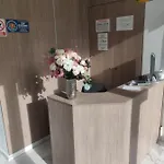 Side Mamaia