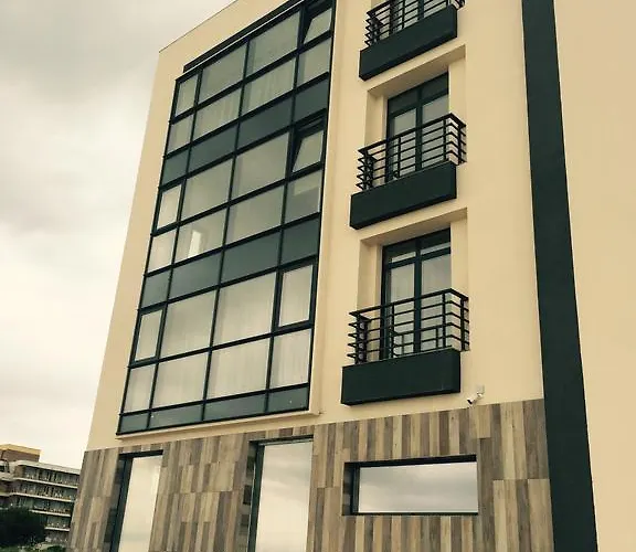 Side בית הארחה 4*