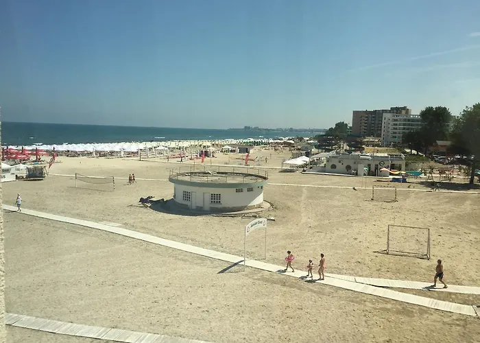 בית הארחה Side